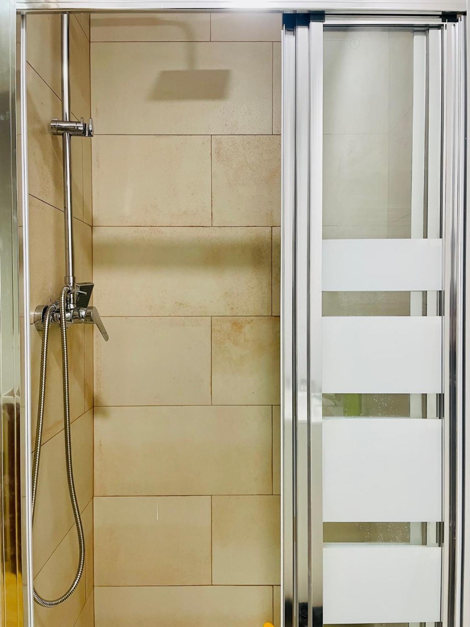 Punta Me Apartments In The Best Location In Madrid Downton Exterior photo